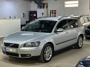 Volvo V50 2.4 Euro 4, 140hk, Nybesiktigad Nyservad Välskött