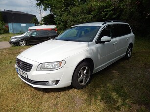 Volvo V70 D4 Geartronic Momentum, Classic Euro 6 181hk Drag Kamremsbytt