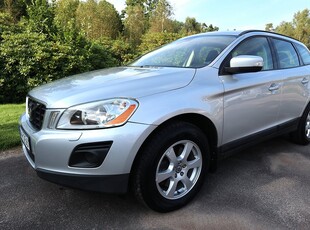 Volvo XC60 2.4D AWD 163 hk Kinetic Skinn Drag Värmare