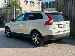 Volvo XC60 D5 AWD Geartronic Summum Euro 5 | Drag | D-Värm