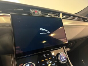 Jaguar F-Pace P250