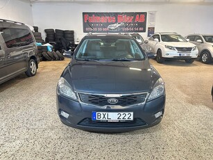 Kia CEED 1.6 CRDi ECO Ny Servad & Ny Besiktigad