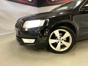 Skoda Octavia 1.4 TSI Drivers Edition Aut PDC Låg års SoV