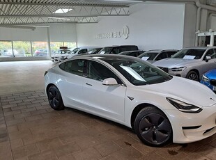 Tesla Model 3Standard Range Plus Pano Nav Läder Drag 2019, Halvkombi