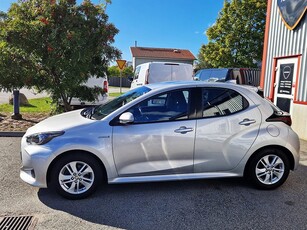 Toyota Yaris Hybrid CVT, 116hk Active