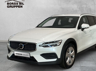 Volvo V60Cross Country B5 AWD Bensin Core 2024, Kombi