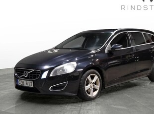 Volvo V60D2 MOMENTUM 0,45L MIL D-VÄRM KAMREM BYTT 2012, Kombi