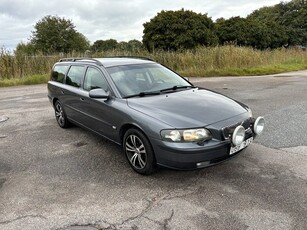 Volvo V70 2.4 Business 140hk