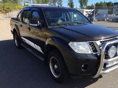 Nissan NavaraA-Traktor 2.5 dCi 4x4 Nybesiktigad 30 11 2011, Pickup