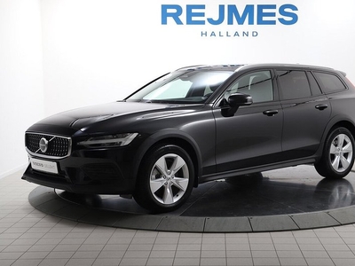 Volvo V60Cross Country B4 AWD Diesel Core Kamera Drag 2023, Kombi