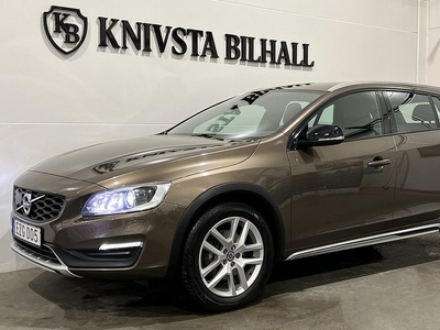 Volvo V60Cross Country D4 AWD Geartronic Summum Drag 2017, Kombi