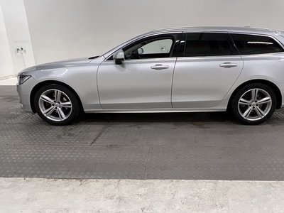 Volvo V90D4 Momentum Adv D-värm VOC Skinn Drag 2019, Kombi