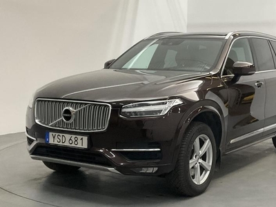 Volvo XC90D4 AWD 2018, SUV