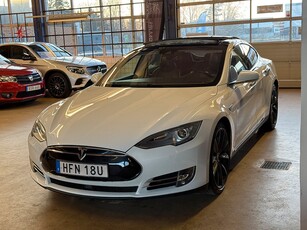 Tesla Model S 85D Free Supercharge, Autopilot, Panorama