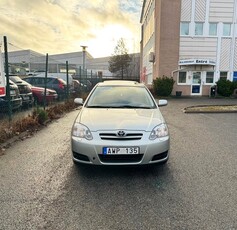 Toyota Corolla 5-dörrars 1.6 TAKLUCKA, nyserv, SoV, värmare