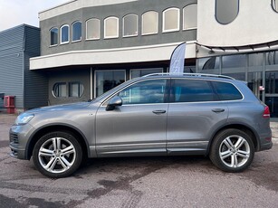 Volkswagen Touareg 3.0 V6 TDI BMT 4Motion TipTronic Base Euro 5