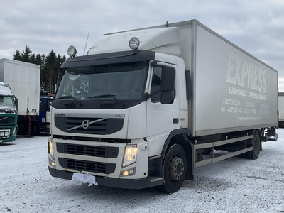 VOLVO FM330