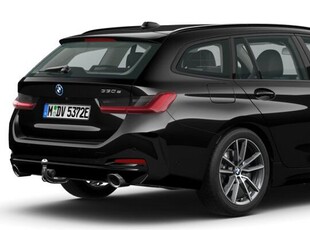 BMW 330e Touring Active Launch Edition Privatleasa fr 7295kr