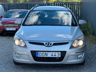 Hyundai i30 cw 1.6 CRDi Nybes Nyservad Dragkrok Kamera