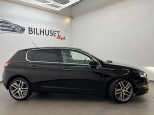 Peugeot 308 1.6 B-HDI 120hk Allure Pano/Denon/Navi/Kamera/Keyless/Läder