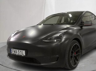 Tesla Model Y Performance Dual Motor AWD 2023, SUV