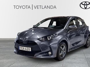 Toyota YarisHybrid 115 Active Komfortpaket v-hjul 2024, Halvkombi