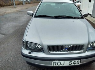 Volvo S40 1.8 Euro 3, ny besikt ny servad