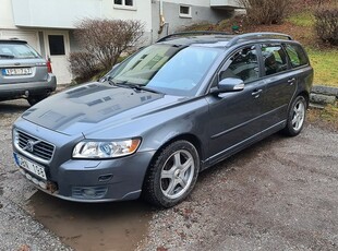 Volvo V50T5 Momentum En brukare 2008, Kombi