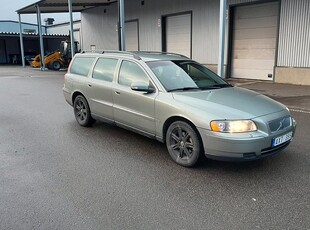 Volvo V702.4 Kinetic Euro 4 2007, Kombi