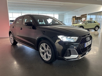 Audi A1 35 Allstreet Citycarver S Tronic VAT