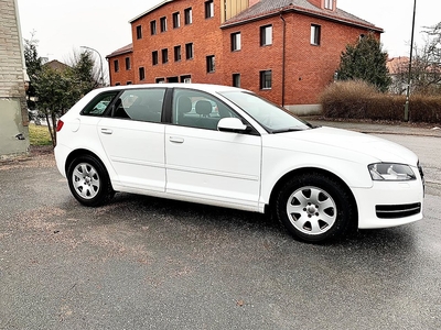 Audi A3 Sportback 1.6 TDI Attraction, Comfort Euro 5