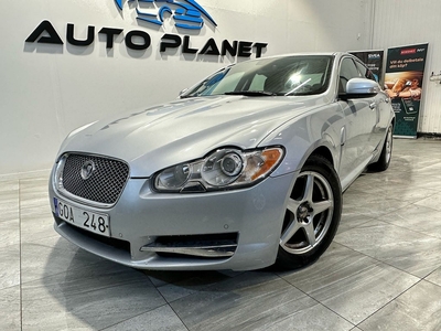 Jaguar XF 2.7 V6 Euro 4/B-kam/Navi/Auto/SOV Hjul /