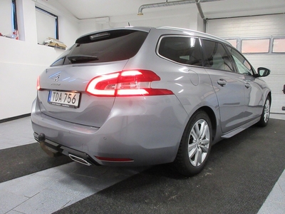 Peugeot 308 SW 1.6 BlueHDI 120 hk Active Navi Pano Nykamrem