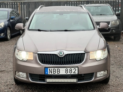 Skoda Superb 2.0 TDI Kombi D-Värme Drag P-Sensor Nyser 170hk