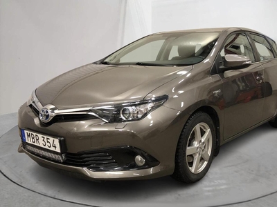 Toyota Auris 1.8 HSD 5dr (99hk)