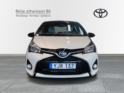 Toyota Yaris 1,5 Hybrid Intense Edition Comfort paket Vhjul!