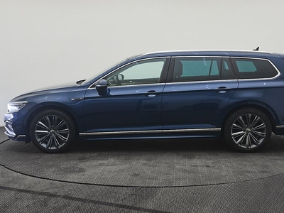 Volkswagen Passat Sportscombi TDI200 DSG 4M R-Line/Executive/Drag/P-värm