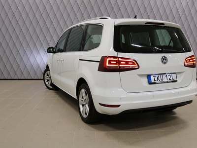 Volkswagen Sharan 2.0 TDI Premium Panorama Värmare 7-Sits Drag