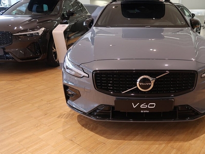 Volvo V60 B4 Bensin Plus Dark