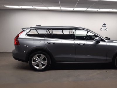 Volvo V60 Cross Country D4 AWD Pro Edition