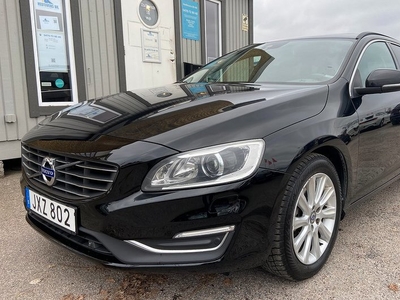 Volvo V60D4 Automat Momentum Taklucka Läder Nav Drag 2015, Kombi