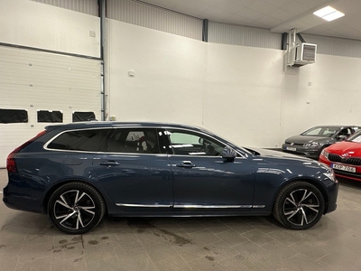 Volvo V90 Recharge T6 Momentum AWD Drag Navi VOC PDC