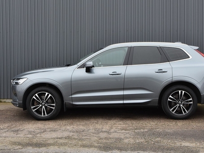 Volvo XC60 D4 AWD AUT BLIS Navi Kamera Läder Drag 19