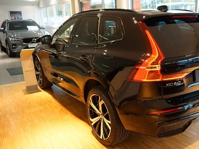 Volvo XC60 T6 Recharge Ultra Dark