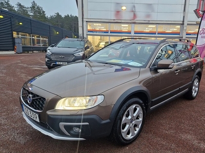 Volvo XC70D4 AWD Classic, Summum, VOC, NAV, 2brukare 2016, Kombi