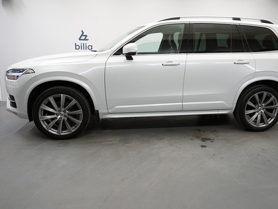 Volvo XC90 D5 AWD Momentum Pro 7-säten, Navigation, on call