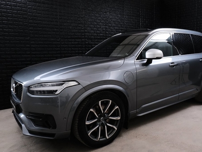 Volvo XC90 T8 TwEn AWD R-Design Panorama B&W Drag HuD Luft