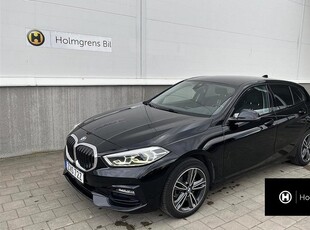 BMW 118Model Sport Navi Rattvärme PDC LED 2021, Halvkombi