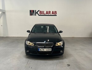 BMW 325 i Sedan Advantage, Comfort / En Brukare / AUX /218hk