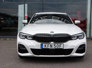 BMW 330 i Sedan M Sport 258 hk Värmare Navi Infällbart Drag